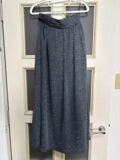 ★美品　レディース　カラフル模様のロングスカート