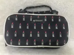 ARTISAN&ARTIRT リップ柄ポーチ