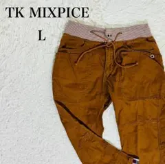 Item thumbnail for item 5ce2c71c-a5be-4b28-b8f2-1c0bf6bec7f5