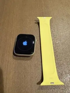 Apple Watch SE本体 シルバー ＋イエローバンド