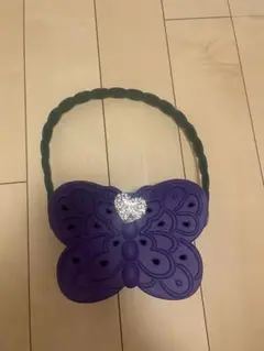 蝶型ハンドバッグ 紫色