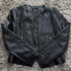 ZARA ブラックレザーショートジャケット