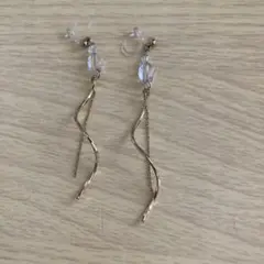 ❗️値下げ❗️ゴールドツイストデザインイヤリング