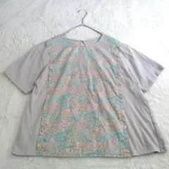 花柄デザイン 半袖Tシャツ