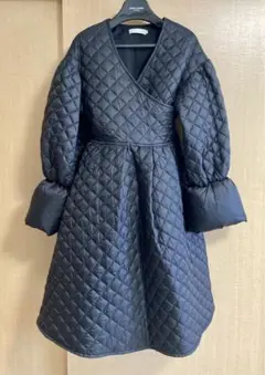 値下げしました！新品！Tongse Studioキルティングコート 黒