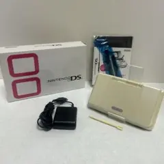 初代　ニンテンドーDS本体 ピュアホワイト 箱説明書付属品完備