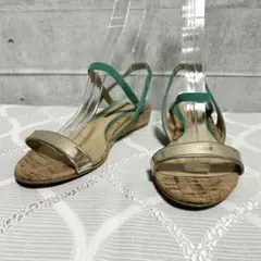 美品✨ペリーコ ゴールドグリーン ストラップサンダル