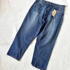 【新品】LARU デニム　ジーンズ　4L 大きいサイズ