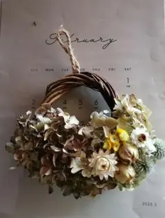 ①　秋色紫陽花の花かごリース　ドライフラワー