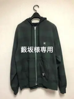 Challenger ジップアップパーカー