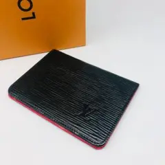 ルイヴィトン エピ 希少 MALLETIRE刻印 パスケース 黒×赤 L3a2