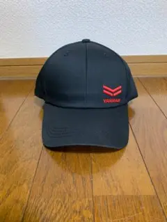 YANMAR黒キャップ 赤刺繍入り
