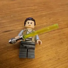 LEGO スターウォーズ　レイ　ミニフィグ