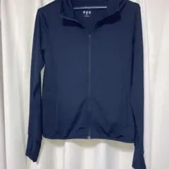 ユニクロ　エアリズム UVパーカー