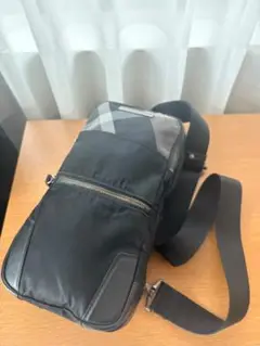 Item thumbnail for item 237a8868-fac2-4623-98b2-ccf544cba7e5