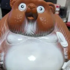 たぬきの置物傘に紐だけはないです。よろしくお願いします