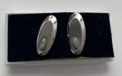 カフスボタン