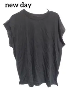 美品☆a new day ノースリーブTシャツ 黒　ブラック