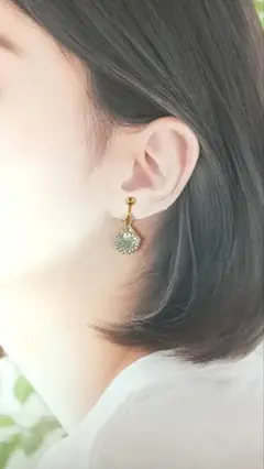 ゴールドキラキラ ポストピアス