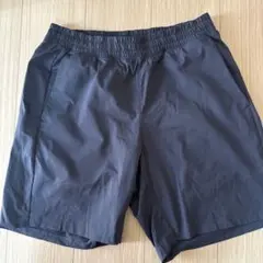 UNIQLO 黒 M トレーニングショーツ㊷