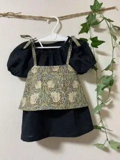 お値下げします。ハンドメイド肩リボンキャミソールとブラウスのセット　90cm