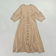 【美品】ケイシラハタ　キャメルフロントボタンワンピース　　Vネック　S