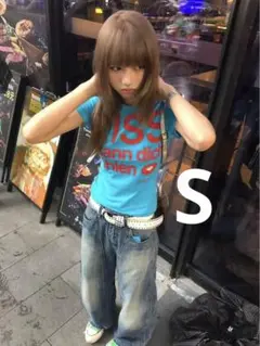 Tシャツ 大人気 ピチT グランジ y2k ストリート　00s 平成ギャル