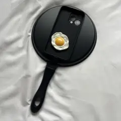 フライパンデザイン iPhone13pro ケース 目玉焼き付き