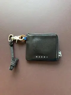 MARNI ジップアラウンド ミニウォレット　ブラック×ブルー
