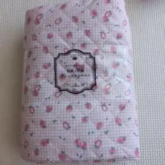〇新品〇すごく水をはじく 生地〇苺〇