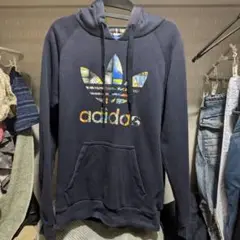 adidas パーカー