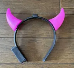 ピンクの悪魔の角カチューシャ