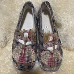 お人形付きチェック柄スリッパ