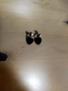 ハート型ベロアパールイヤリング