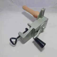 Item thumbnail for item 917a4a84-7936-4b1a-ac05-8f458d9d4804