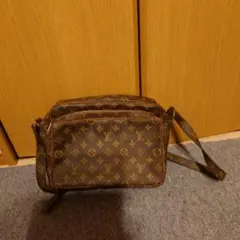 ミグラトゥール(モノグラム)