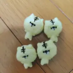 羊毛フェルト　チャトラ猫　4個