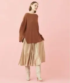 トゥモローランドグロッシーサテンプリーツ ミディスカート