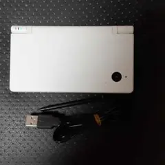 NINTENDO DSIニンテンドーDSi ホワイト USBケーブル付き