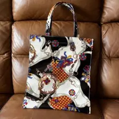 ナイロン　トートバッグ