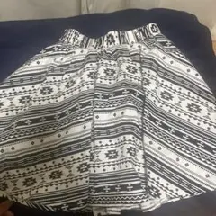エスニック風白黒ミニスカート