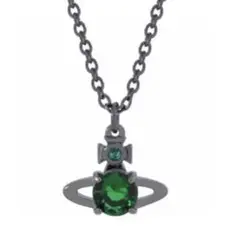 VIvienne W estwoodオーブネックレス