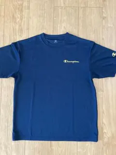 Champion ネイビーTシャツ