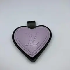 LV チャーム