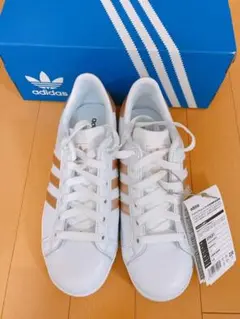 アディダスadidas、スニーカー、コーストスター、ホワイト、メタリックピンク
