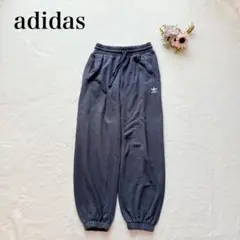 Item thumbnail for item 177af940-ac5e-4ab6-9550-7ecdf1361fb1