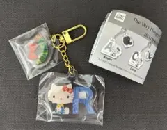 ハローキティ はらぺこあおむし　ツインアクリルキーホルダー　R