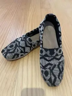 TOMS スリッポン　エスパドリーユ　27センチ