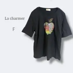 3017 La charmer【F】リンゴスパンコールTシャツ　個性的　コットン