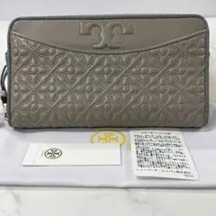 新品同様‼️ トリーバーチ　財布　長財布　キルティング　ラウンドファスナー